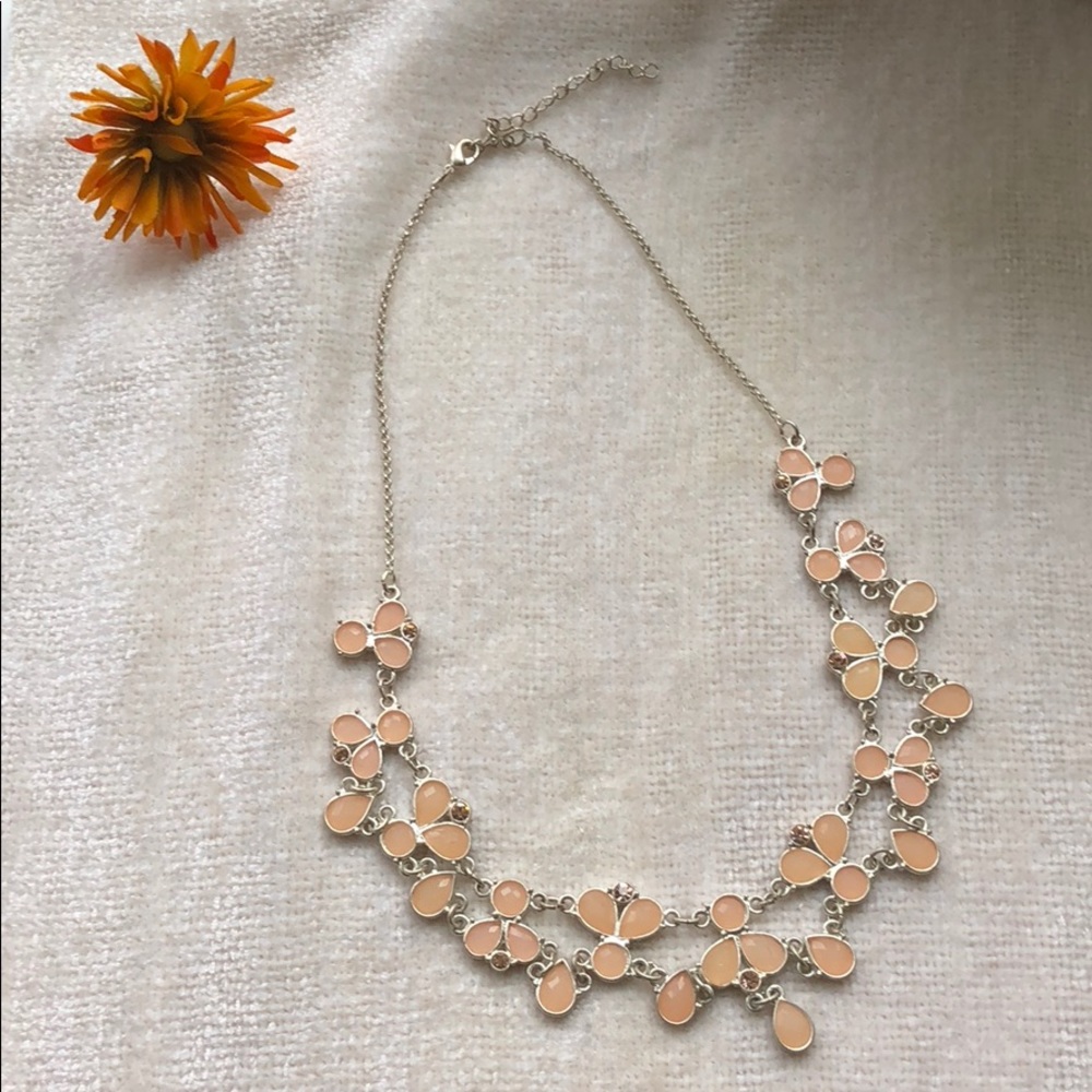 NWOT - LOFT Necklace